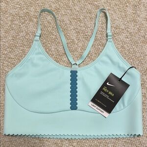 Nike Women's Light Blue Indy Bra Size Small